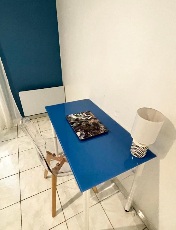 Joli Appartement Spacieux A 3 Min A Pied De La Mer Nice Eksteriør bilde