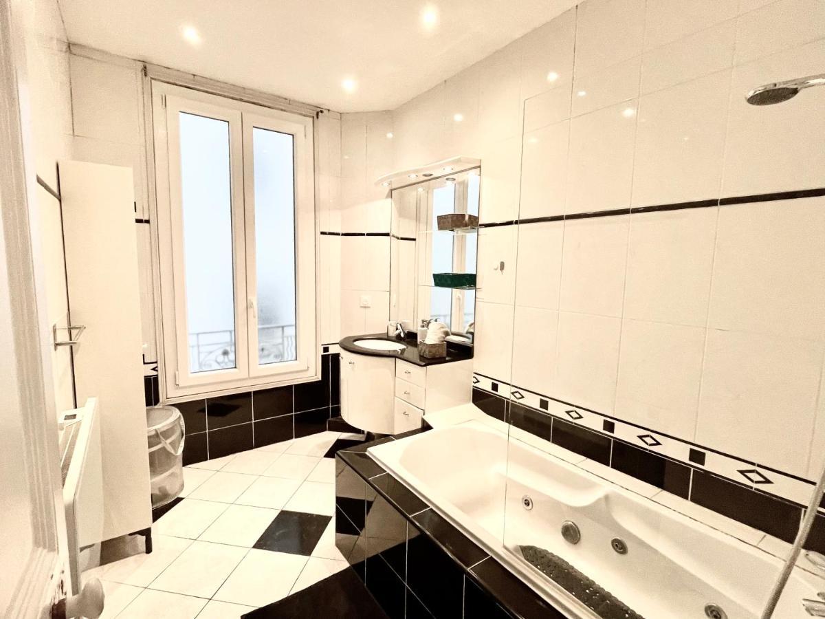 Joli Appartement Spacieux A 3 Min A Pied De La Mer Nice Eksteriør bilde