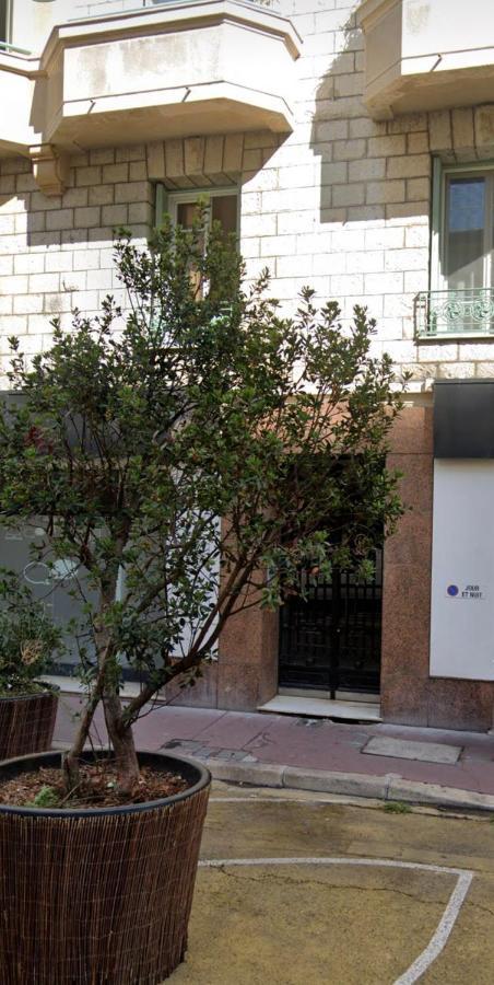 Joli Appartement Spacieux A 3 Min A Pied De La Mer Nice Eksteriør bilde
